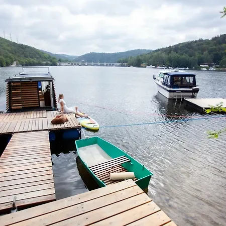 Houseboat Mali Ferienhaus Slapy nad Vltavou