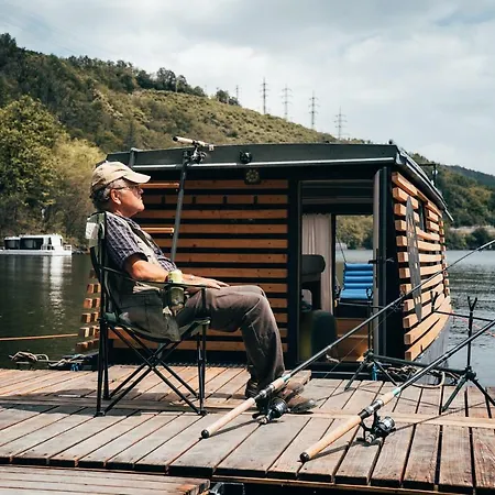 Дом отдыха Houseboat Mali *